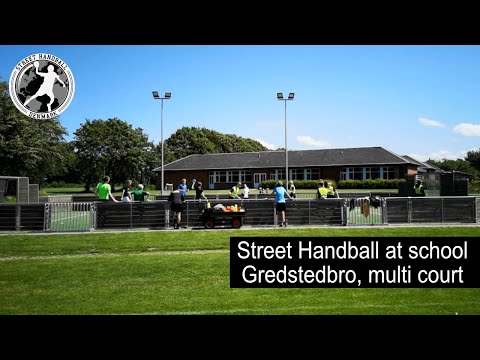 Street Handball at school, Denmark, Gredstedbro Skole, 7 grade, Multi field.